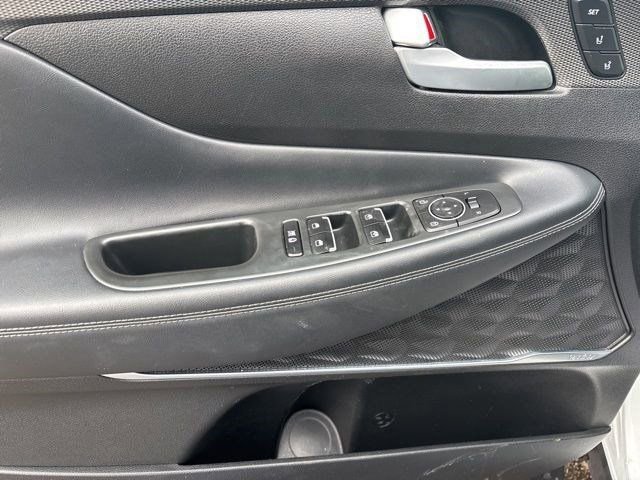 Used 2019 Hyundai Santa Fe Ultimate w/ Cargo Package image 13