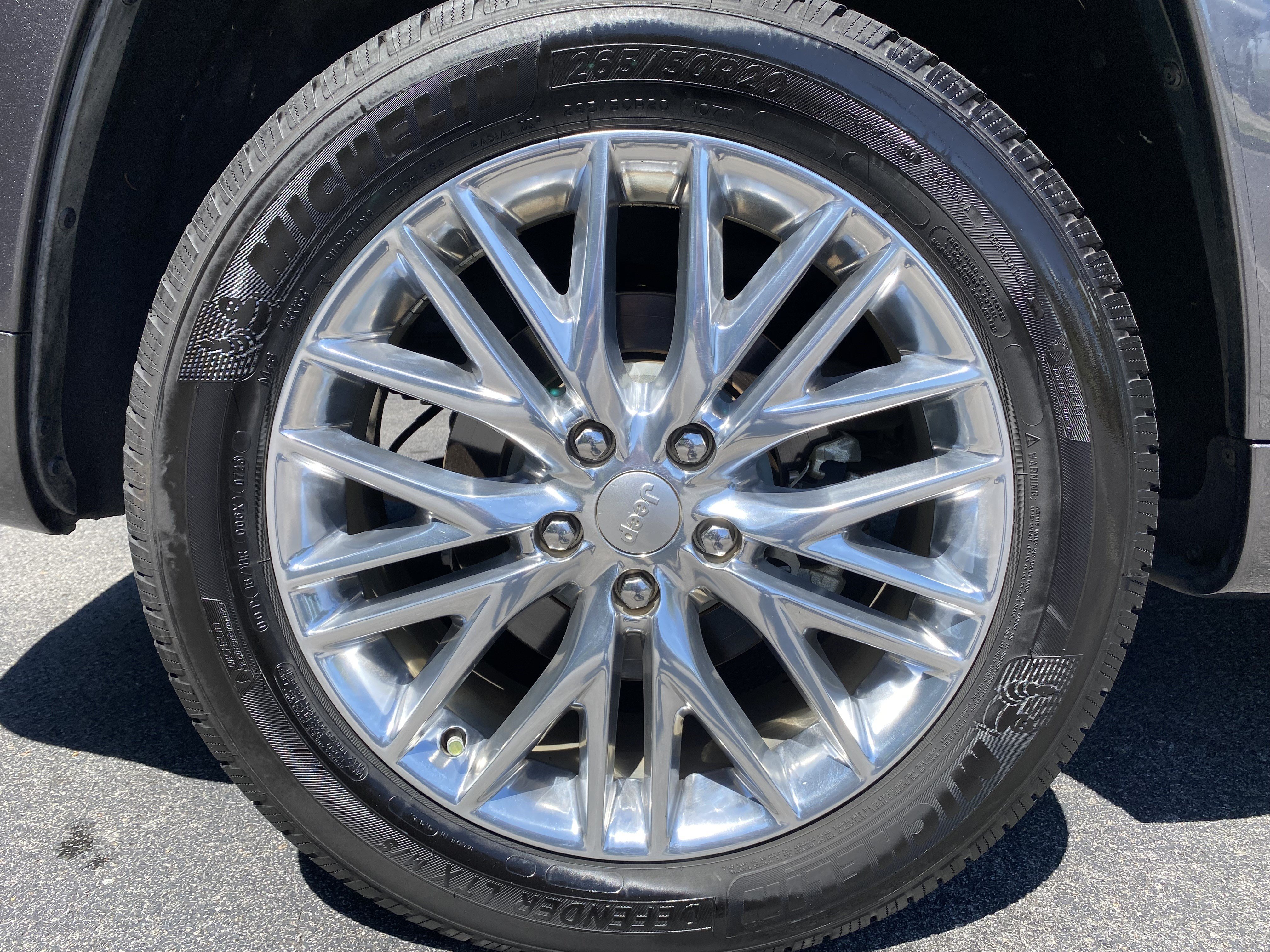 Used 2017 Jeep Grand Cherokee Summit AWD/4WD image 42