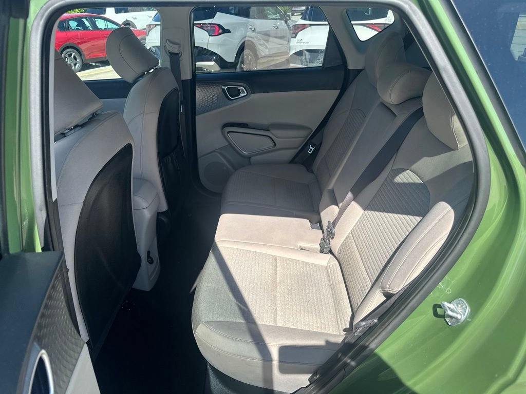 Used 2020 Kia Soul EX FWD image 31