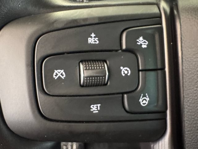 Used 2024 GMC Yukon XL Denali Ultimate AWD/4WD image 7