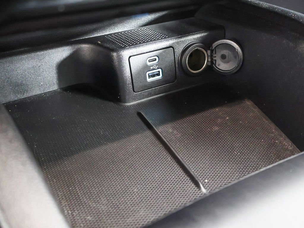 Used 2022 Ford Escape SEL image 49