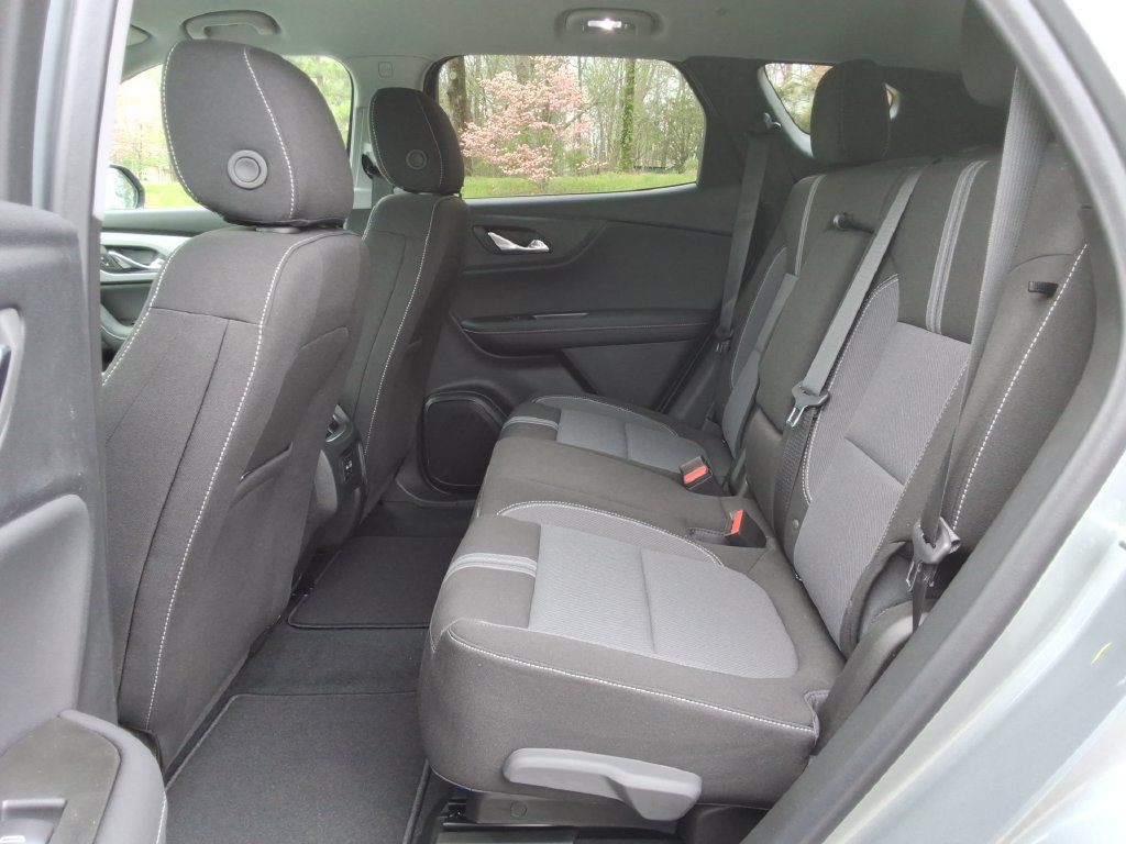 New 2026 Chevrolet Blazer LT FWD image 16