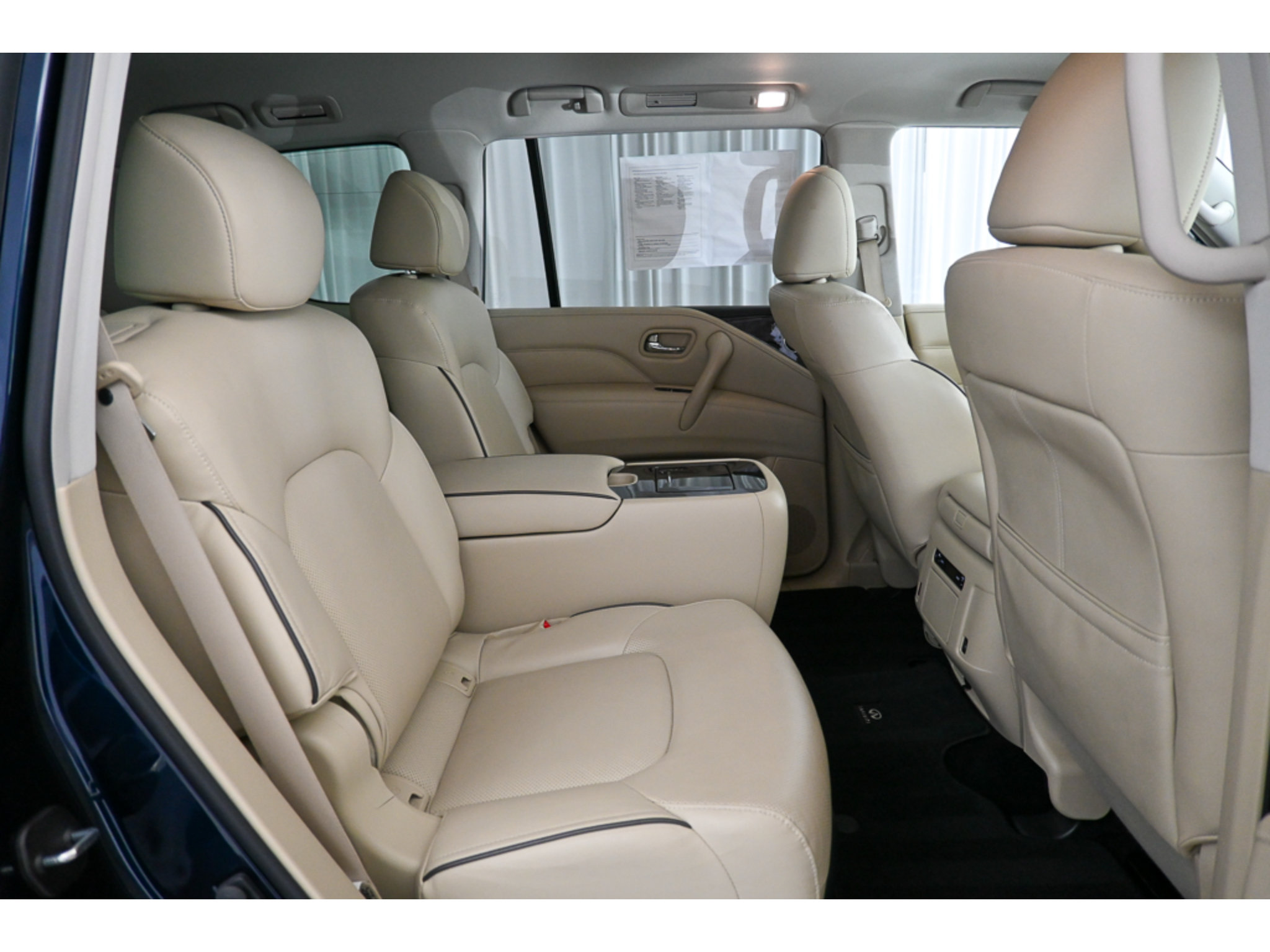 Used 2022 INFINITI QX80 Luxe w/ Cargo Package AWD/4WD image 19