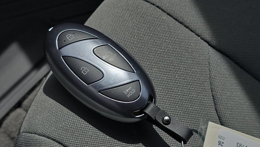 New 2026 Hyundai Elantra Sport FWD image 32