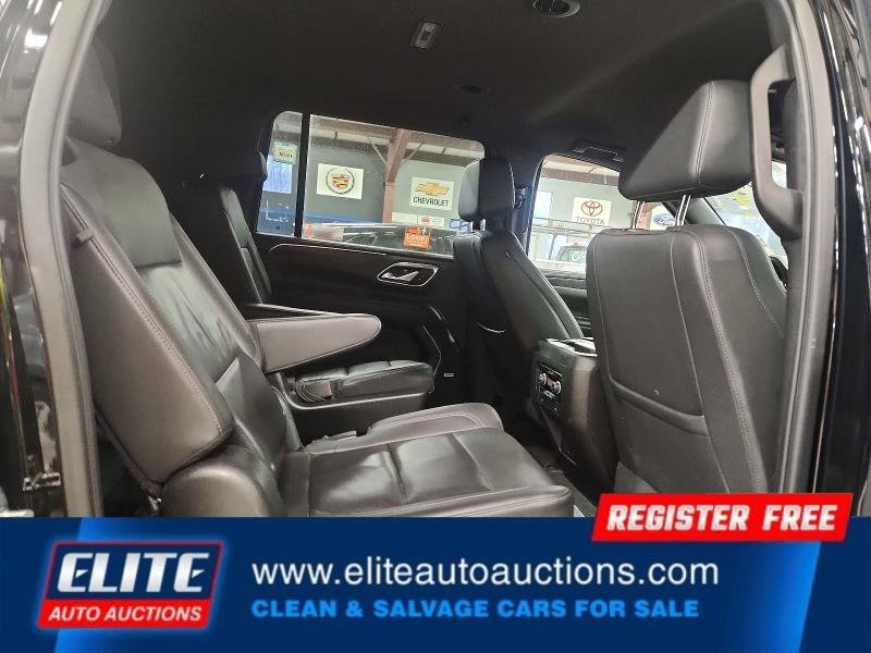 Used 2021 Chevrolet Suburban LT image 21