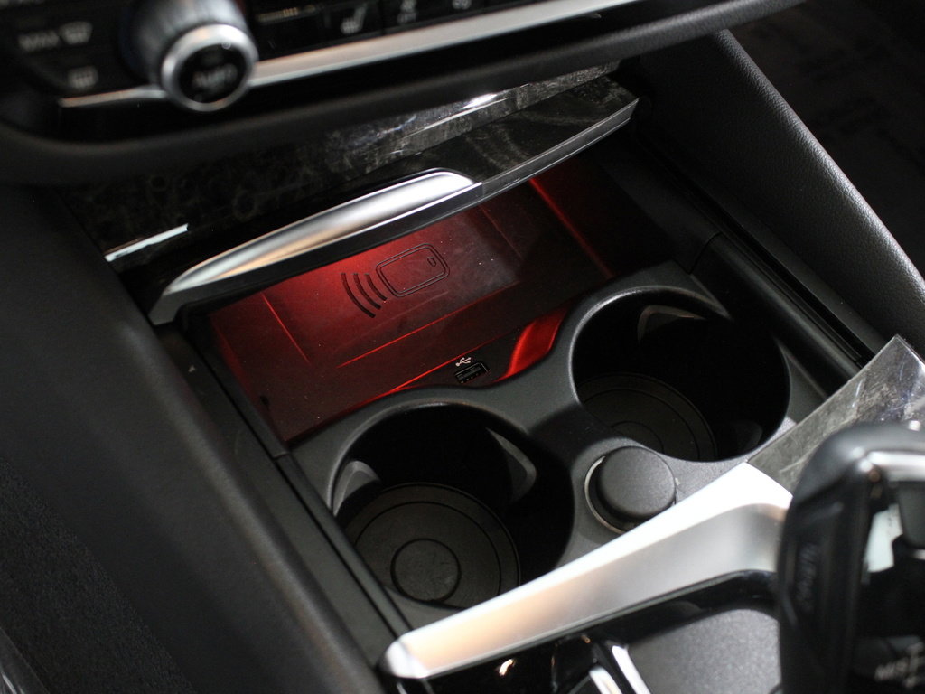 Certified 2023 BMW 530i xDrive 530i xDrive w/ Premium Package image 17