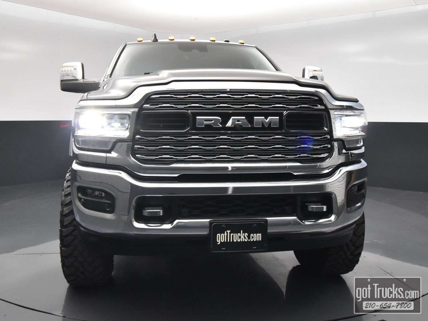 Used 2024 RAM 2500 Limited AWD/4WD image 50