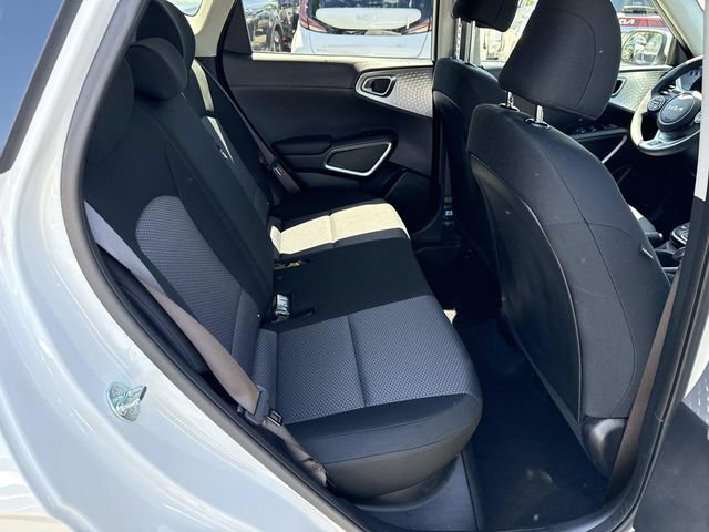 Used 2025 Kia Soul LX w/ LX Technology Package image 11