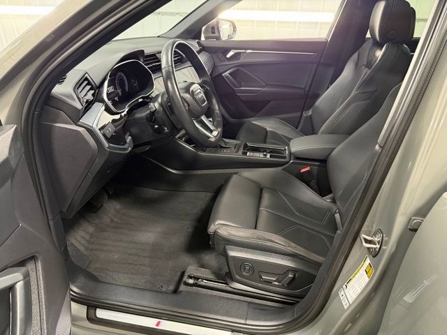 Used 2020 Audi Q3 2.0T Premium Plus w/ Premium Plus Package AWD/4WD image 12