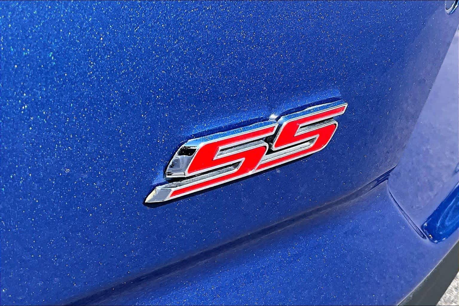 Used 2020 Chevrolet Camaro SS RWD image 30