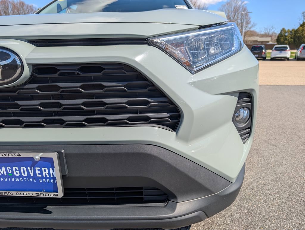Used 2021 Toyota RAV4 XLE w/ Convenience Package AWD/4WD image 10