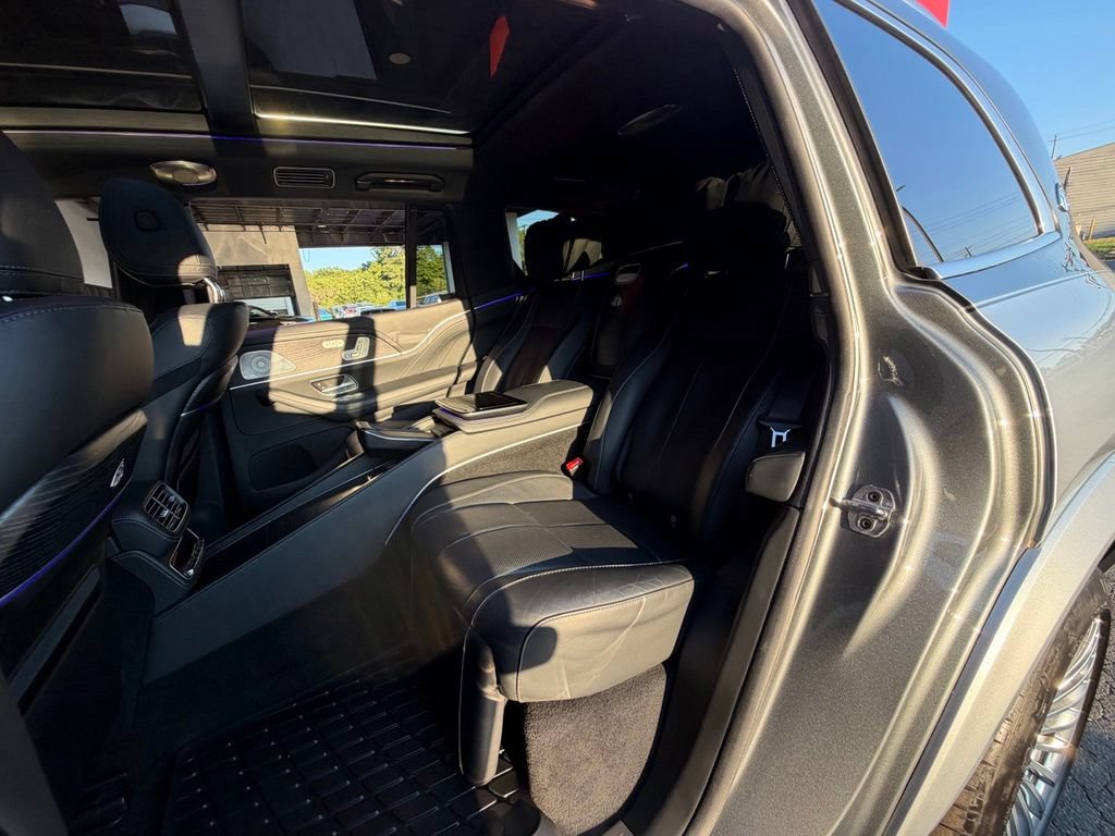 Used 2023 Mercedes-Benz Maybach GLS 600 4MATIC image 46