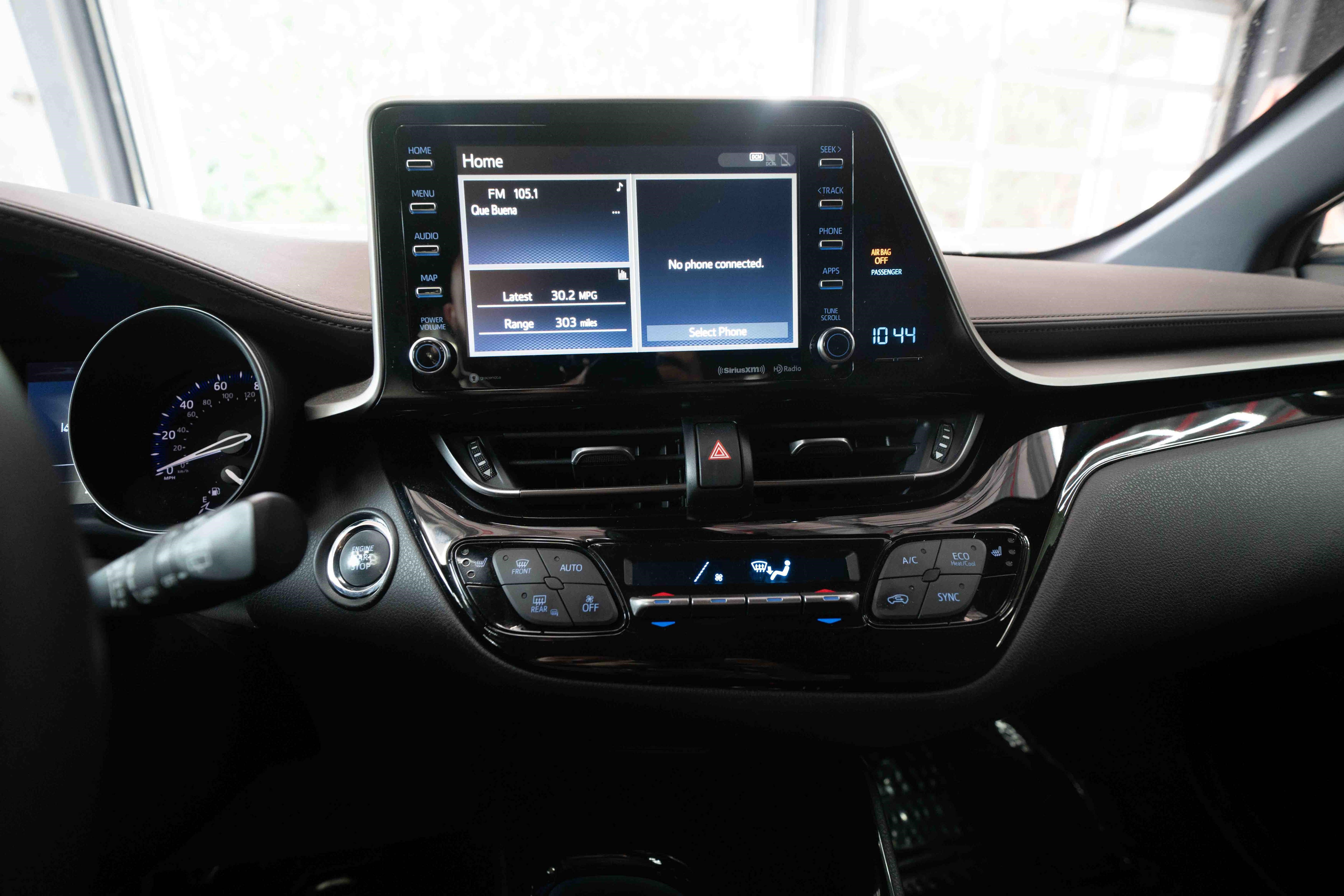 Used 2019 Toyota C-HR Limited FWD image 17