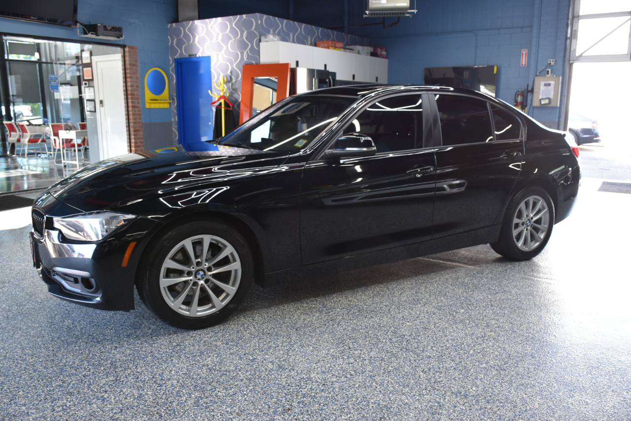 Used 2016 BMW 320i xDrive Sedan AWD/4WD image 9