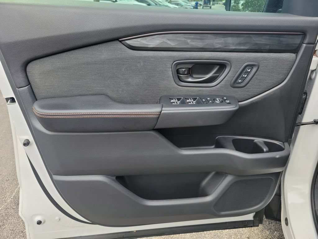 Certified 2026 Honda Passport TrailSport image 21