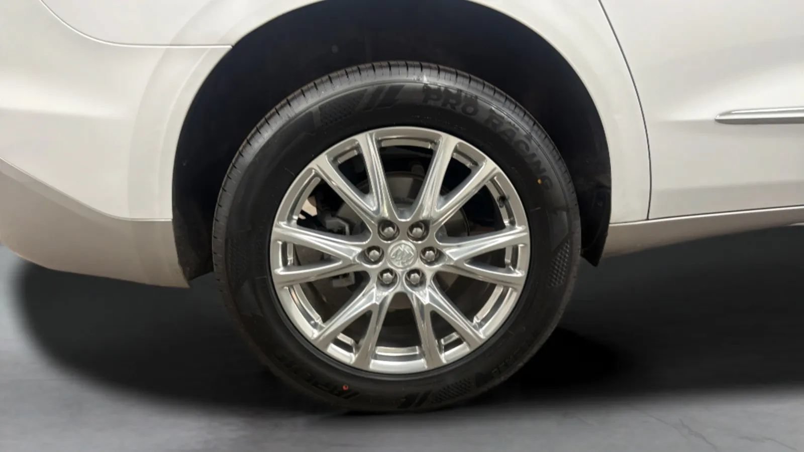 Used 2022 Buick Enclave Premium AWD/4WD image 27