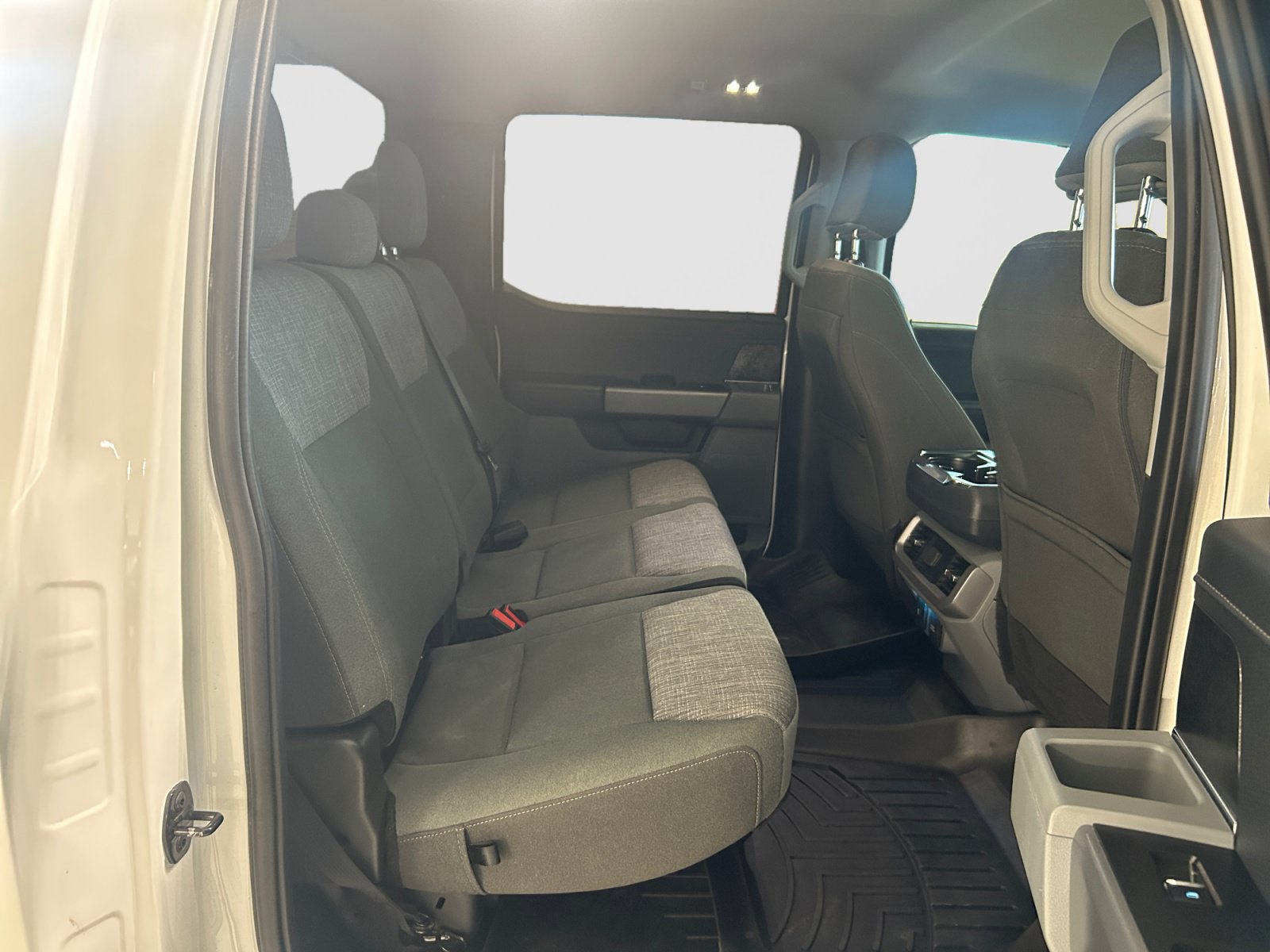 Used 2023 Ford F150 XLT w/ Equipment Group 302A High RWD image 21