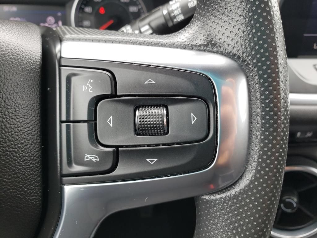 Used 2022 Chevrolet Blazer LT FWD image 16