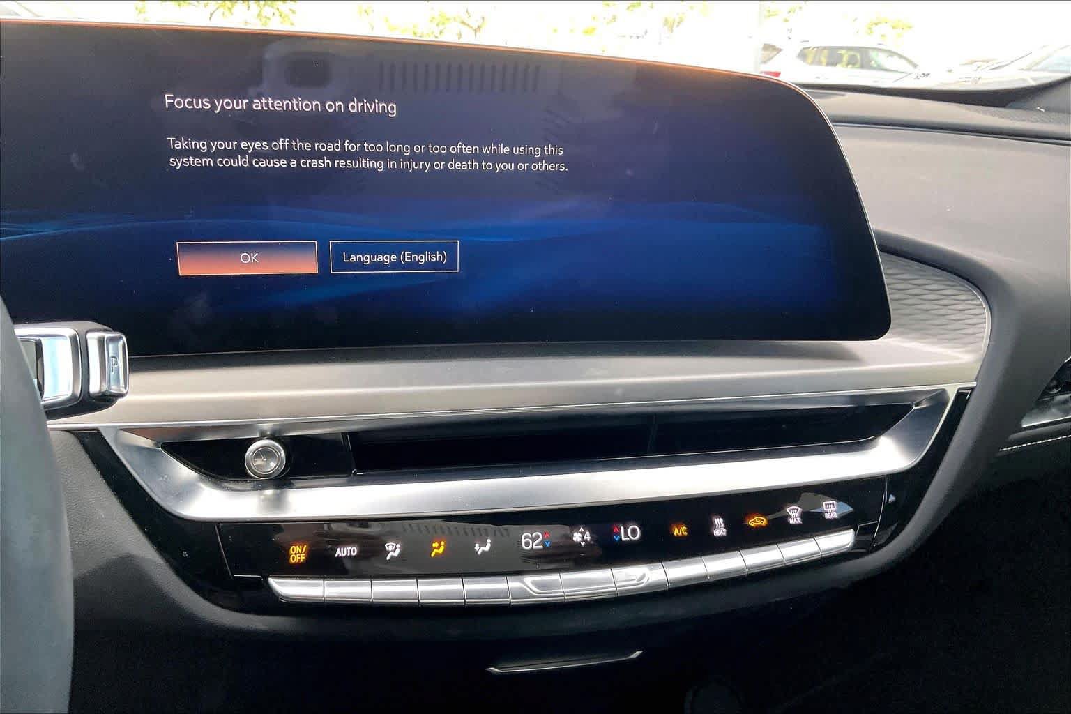 Used 2025 Cadillac Lyriq Luxury RWD image 33