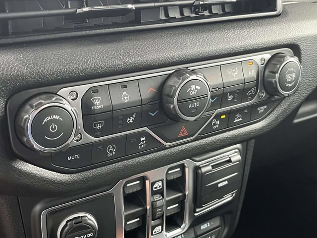 New 2026 Jeep Gladiator Sport AWD/4WD image 22