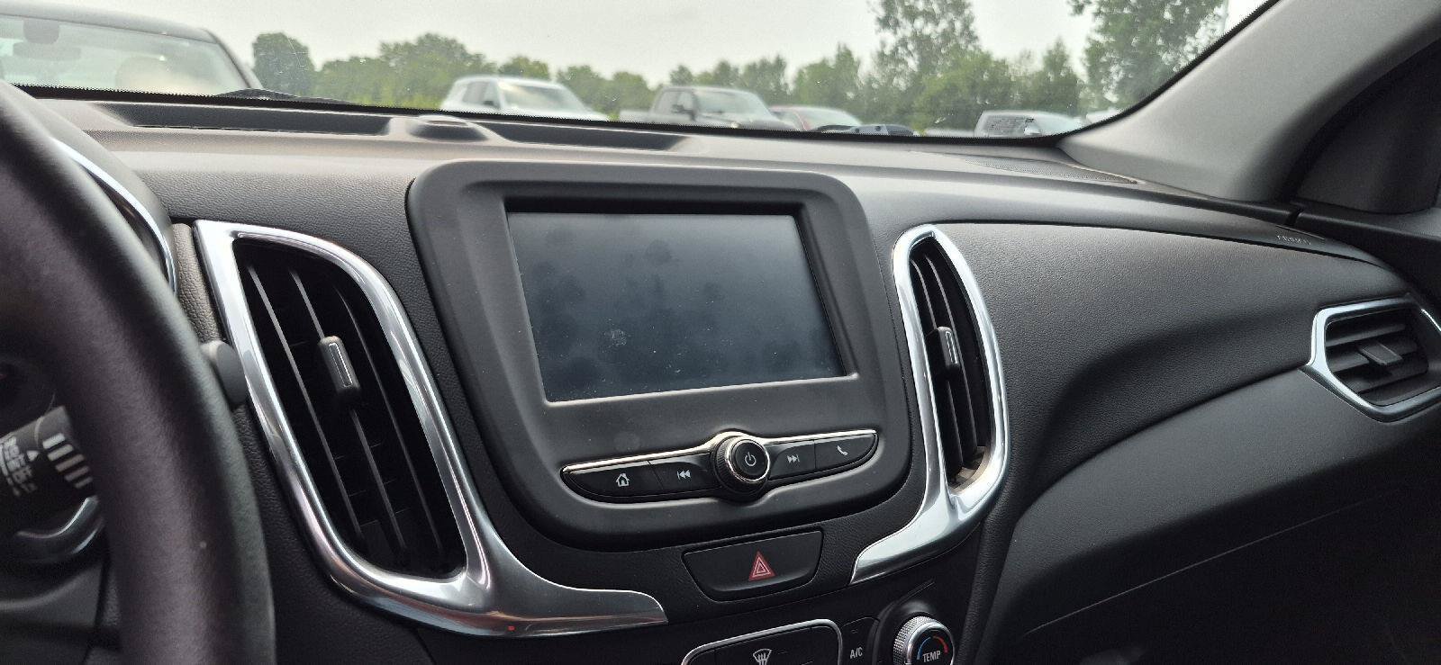 Used 2018 Chevrolet Equinox LT AWD/4WD image 9