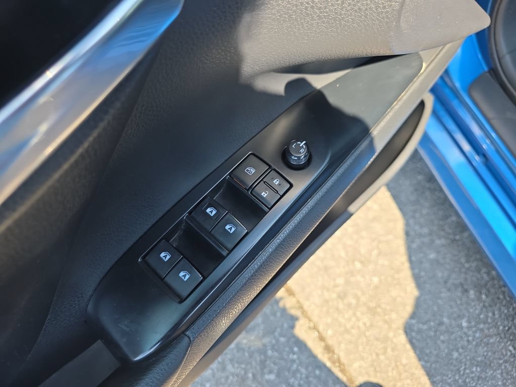 Used 2019 Toyota Camry LE FWD image 18