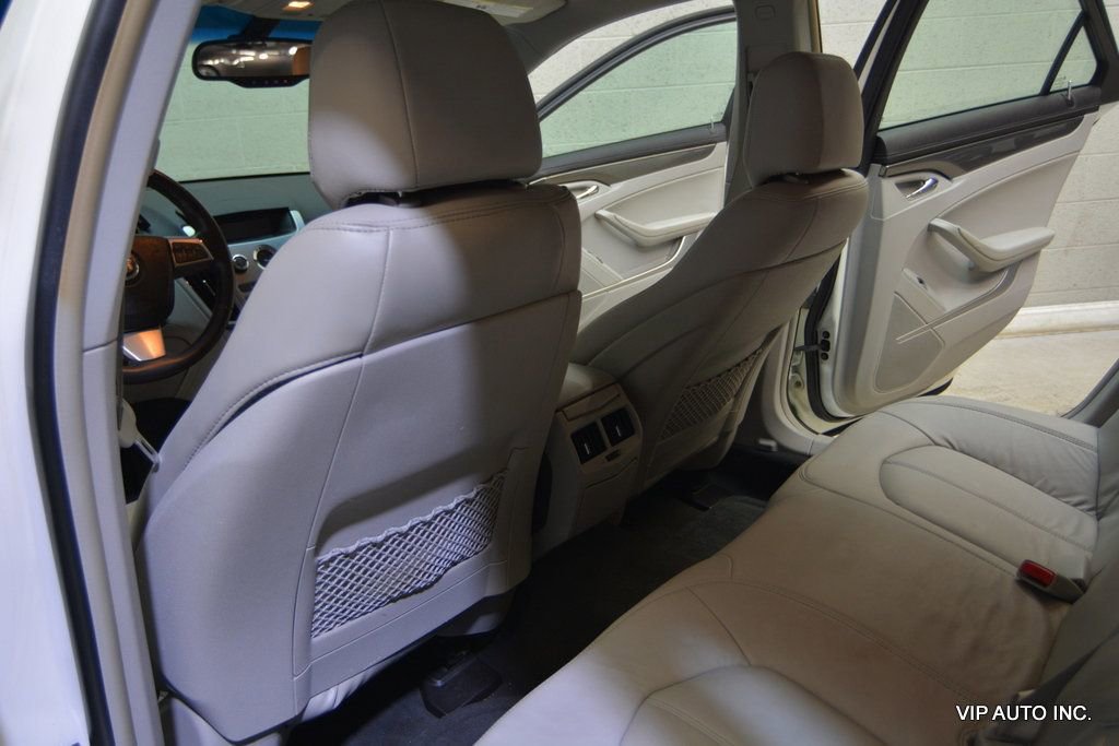 Used 2010 Cadillac CTS Wagon image 14
