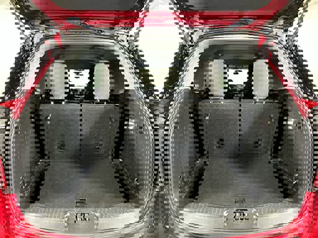 Certified 2022 Ford Explorer XLT w/ Equipment Group 202A image 21