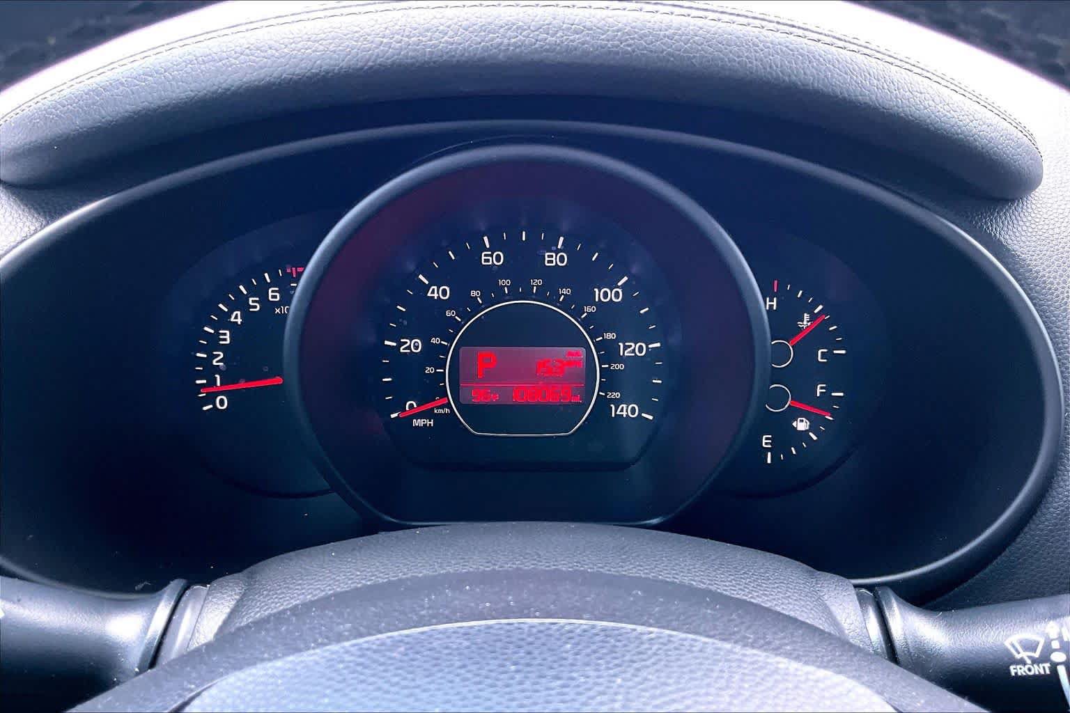 Used 2016 Kia Soul ! FWD image 24