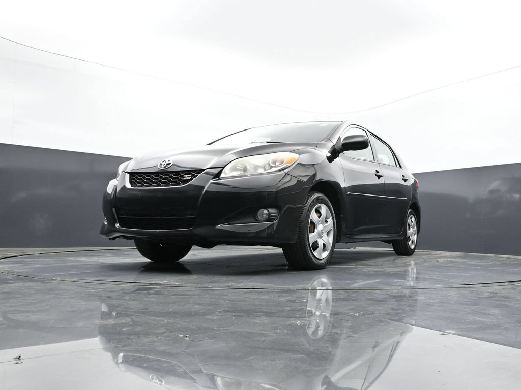 Used 2010 Toyota Matrix S AWD/4WD image 23