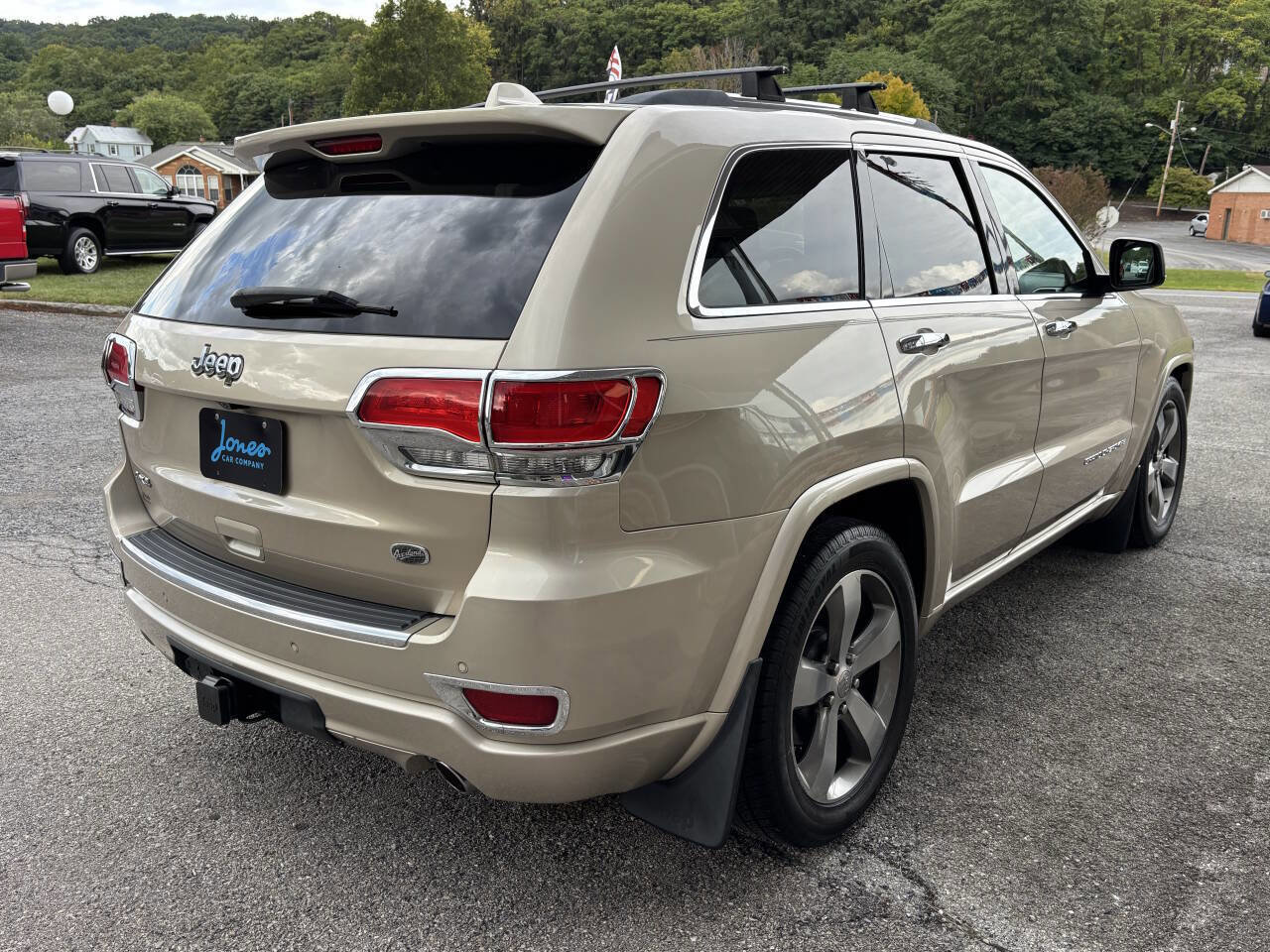 Used 2015 Jeep Grand Cherokee Overland w/ Advanced Technology Group image 6
