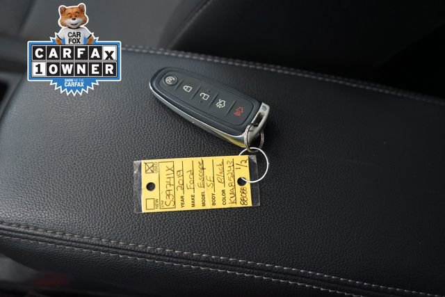 Used 2019 Ford Escape SE image 18