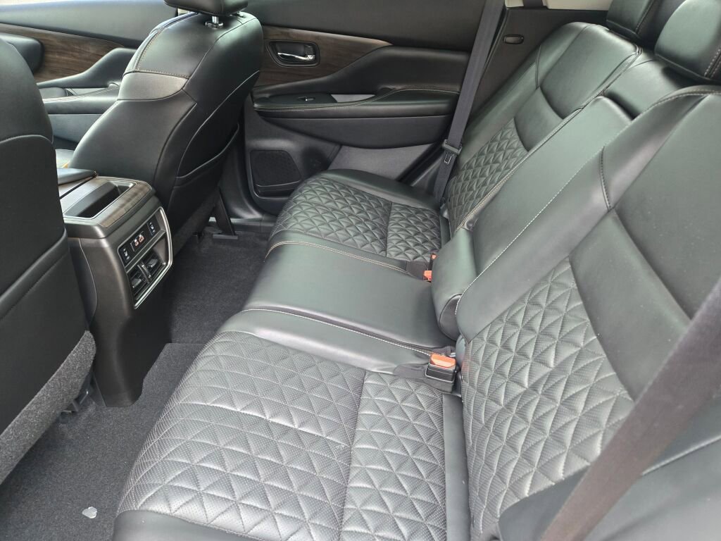 Used 2022 Nissan Murano Platinum w/ Cargo Package image 18