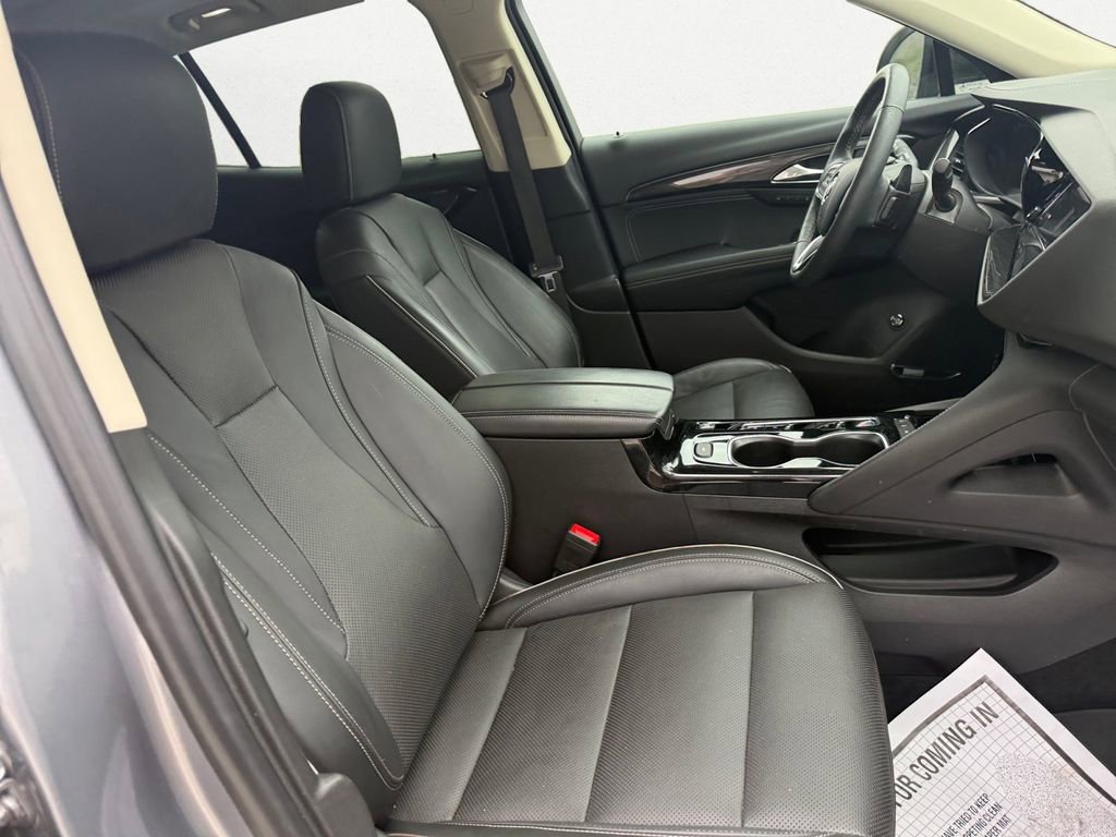 Used 2021 Buick Envision Essence w/ Technology Package I image 15