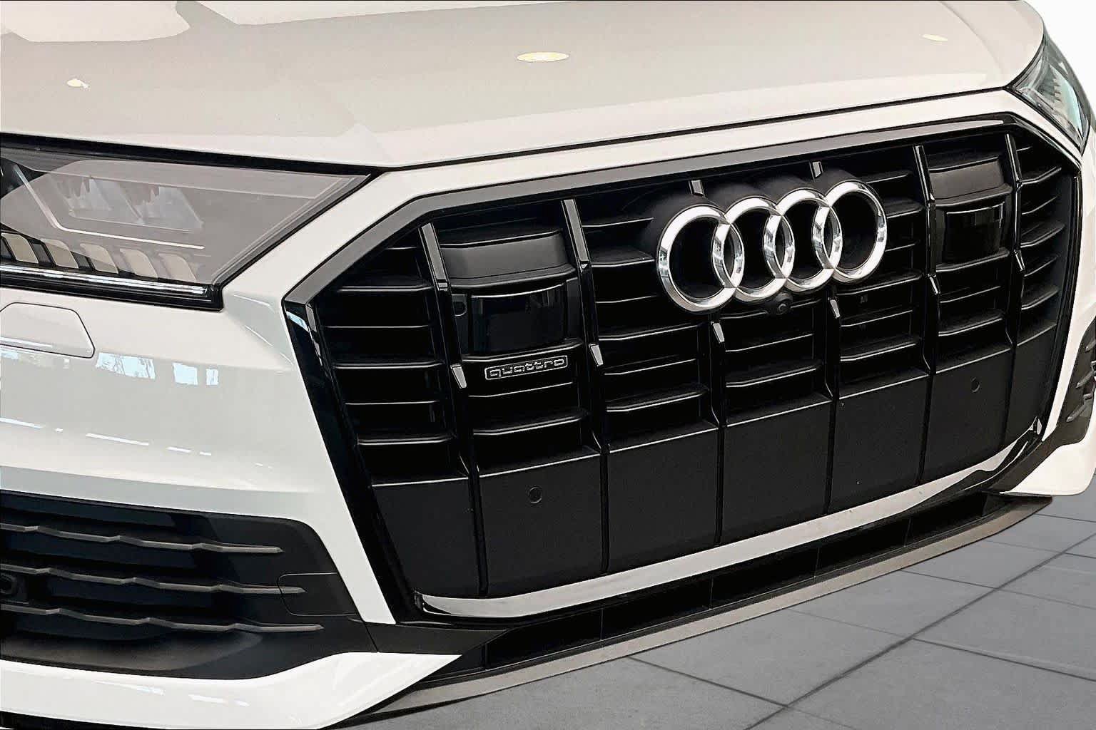 Used 2024 Audi Q7 2.0T Premium Plus AWD/4WD image 32