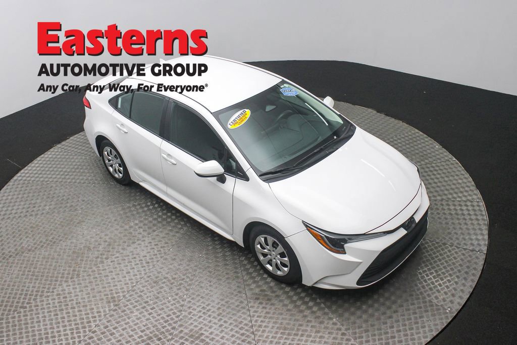 Used 2024 Toyota Corolla LE image 3