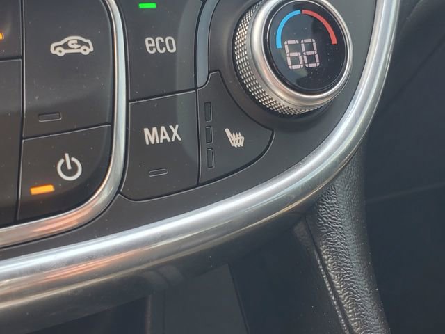 Used 2018 Chevrolet Volt Premier FWD image 19