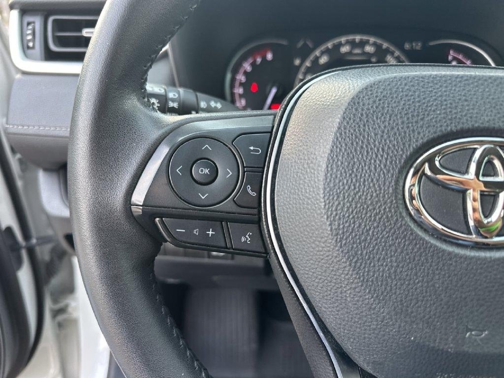 Used 2024 Toyota RAV4 XLE Premium FWD image 9