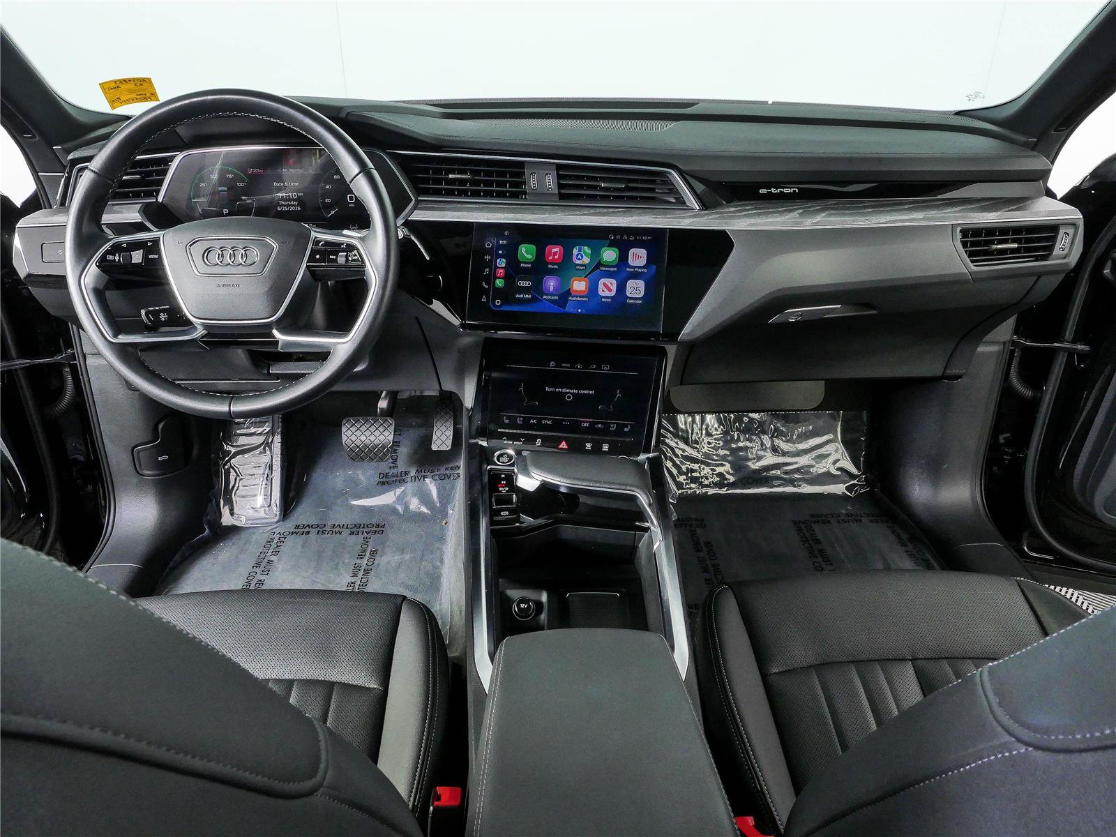 Used 2023 Audi e-tron Premium Plus w/ Premium Plus Package AWD/4WD image 19