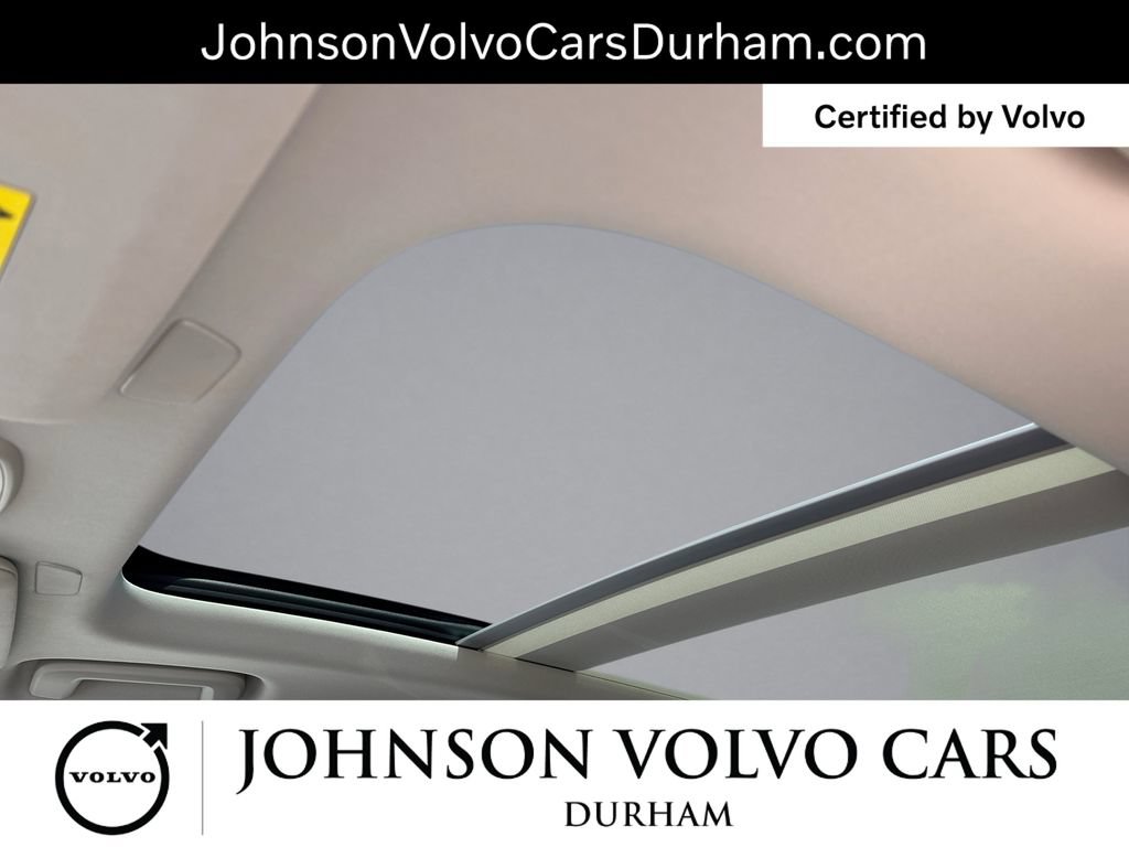 Used 2025 Volvo XC90 B6 Plus AWD/4WD image 17
