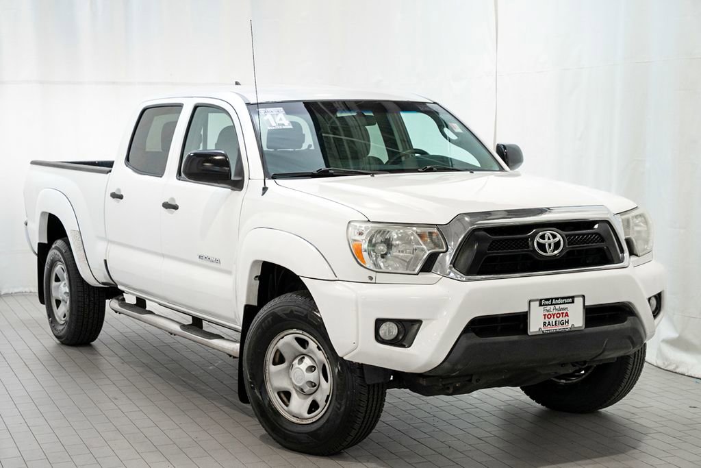 Used 2014 Toyota Tacoma PreRunner w/ SR5 Package RWD image 1
