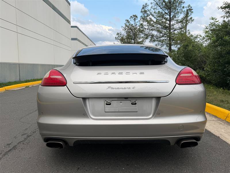 Used 2011 Porsche Panamera image 9