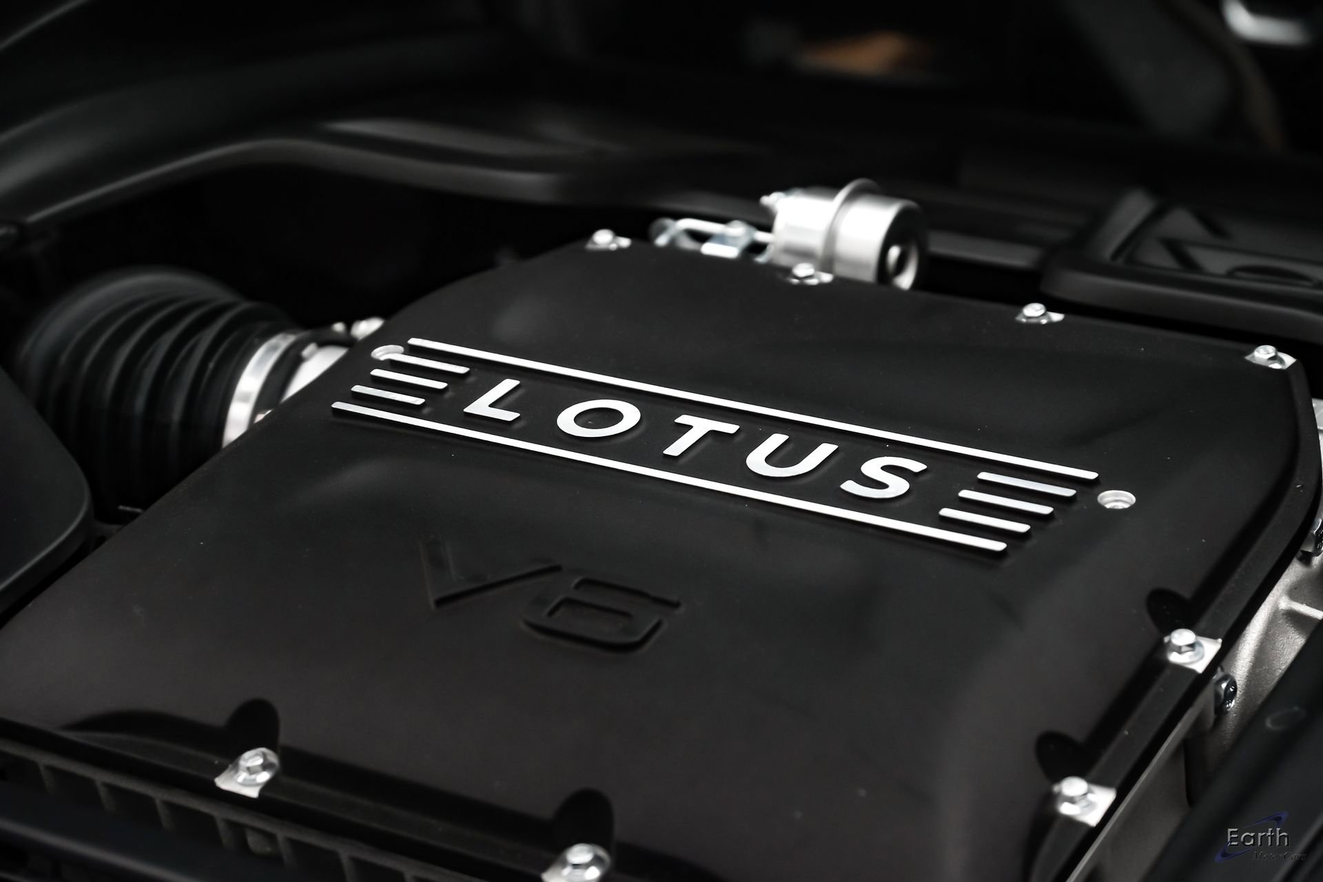 Used 2025 Lotus Emira RWD image 99