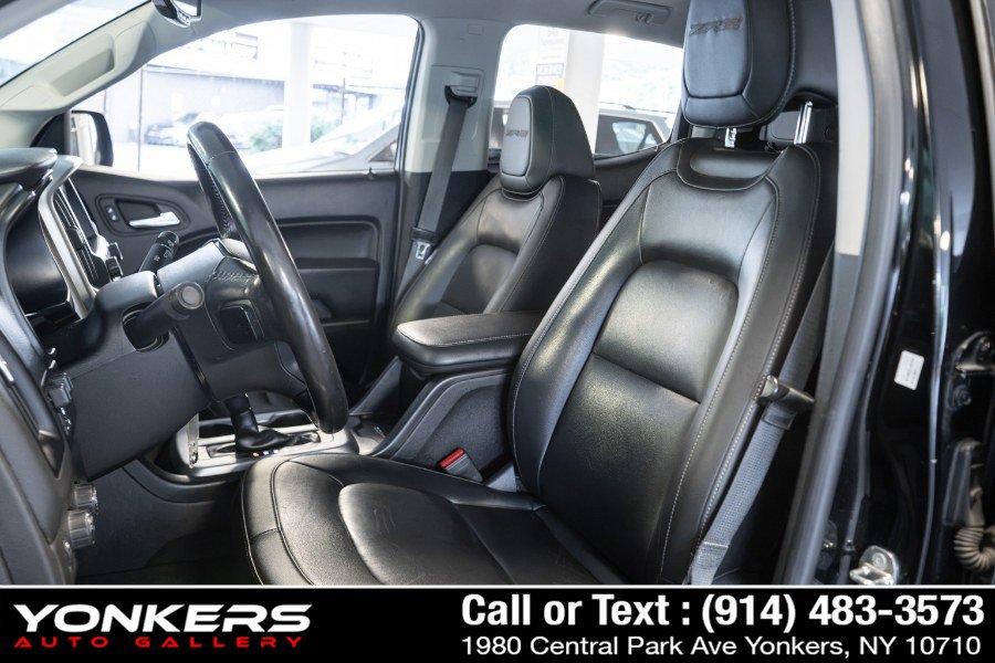 Used 2019 Chevrolet Colorado ZR2 w/ ZR2 Midnight Special Edition AWD/4WD image 23