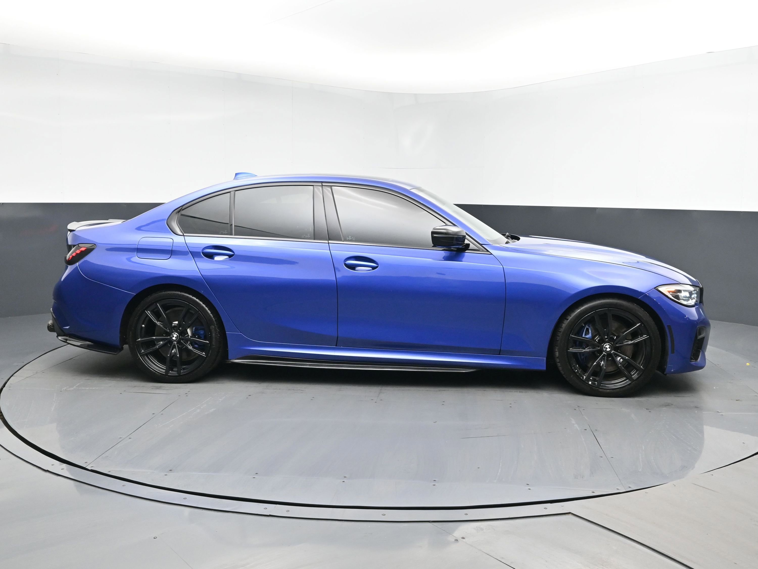 Used 2020 BMW M340i w/ Premium Package image 3