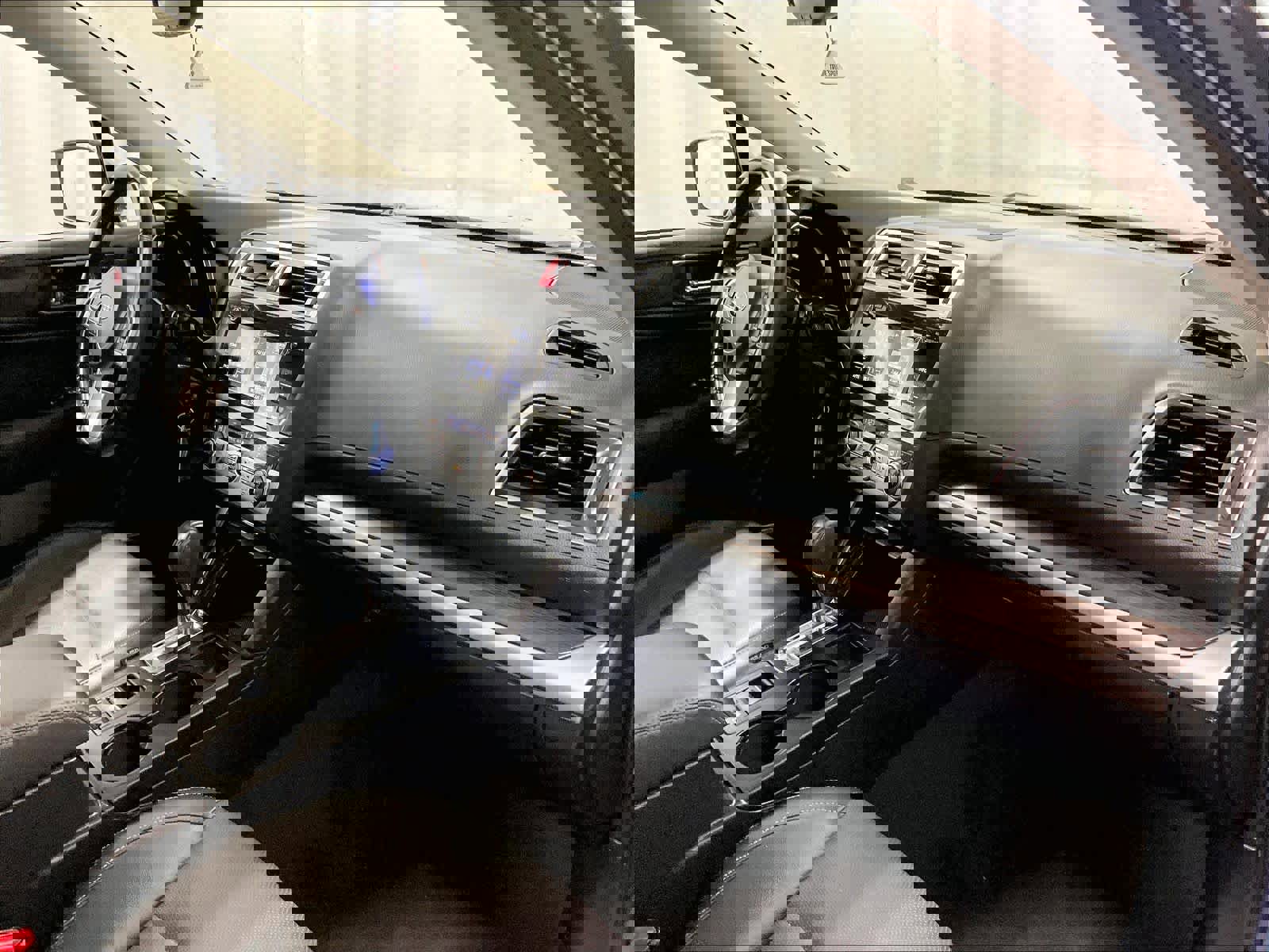 Used 2016 Subaru Legacy 3.6R Limited image 14