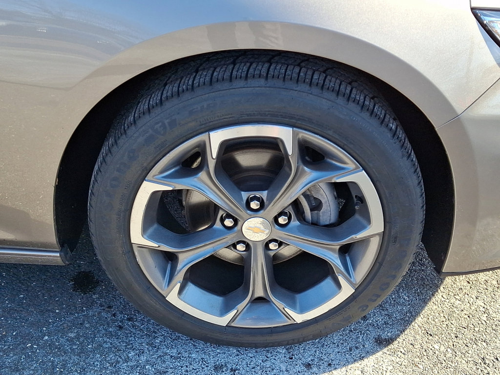 Used 2024 Chevrolet Malibu LT image 9