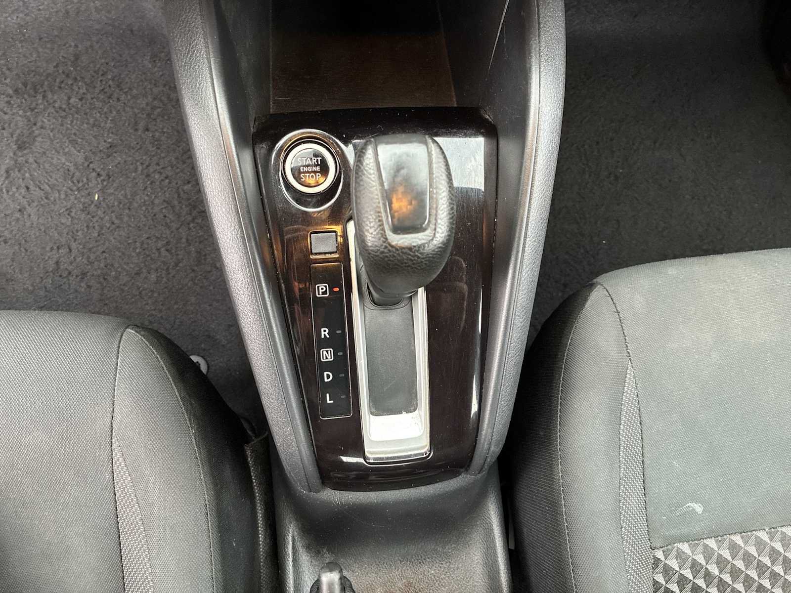 Used 2020 Nissan Versa S FWD image 20