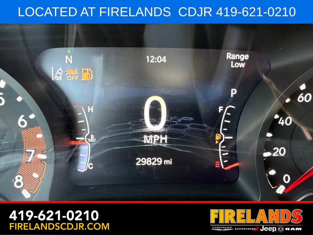 Used 2024 Jeep Compass Latitude w/ Sun and Sound Group AWD/4WD image 19
