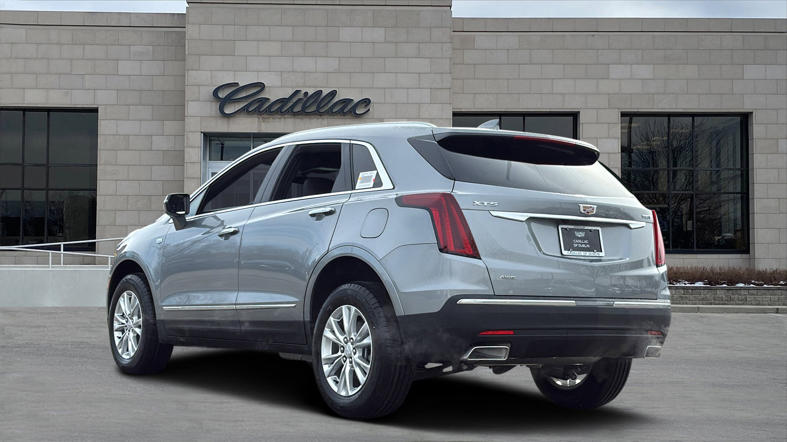 New 2026 Cadillac XT5 Luxury w/ LPO, Floor Liner Package image 4
